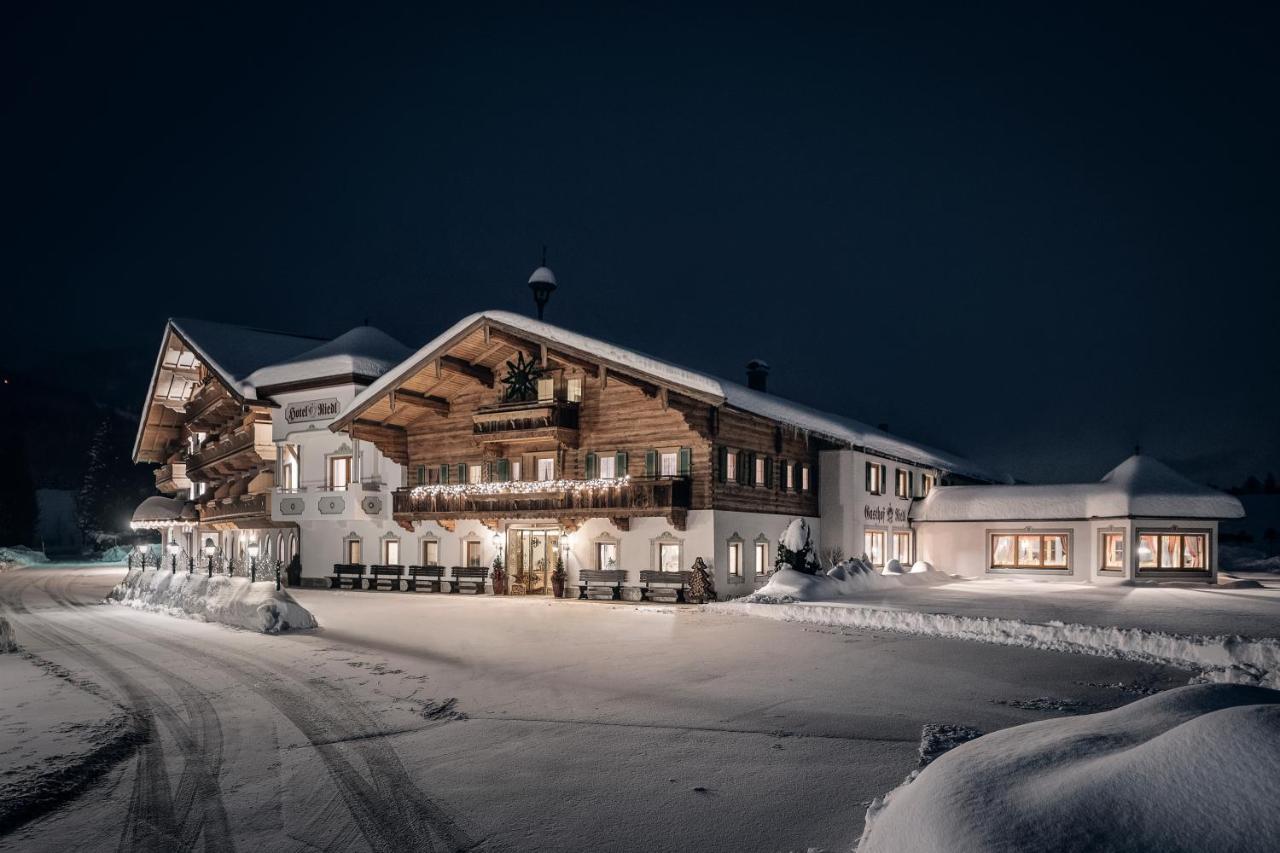 Hotel Riedl Кёссен Экстерьер фото