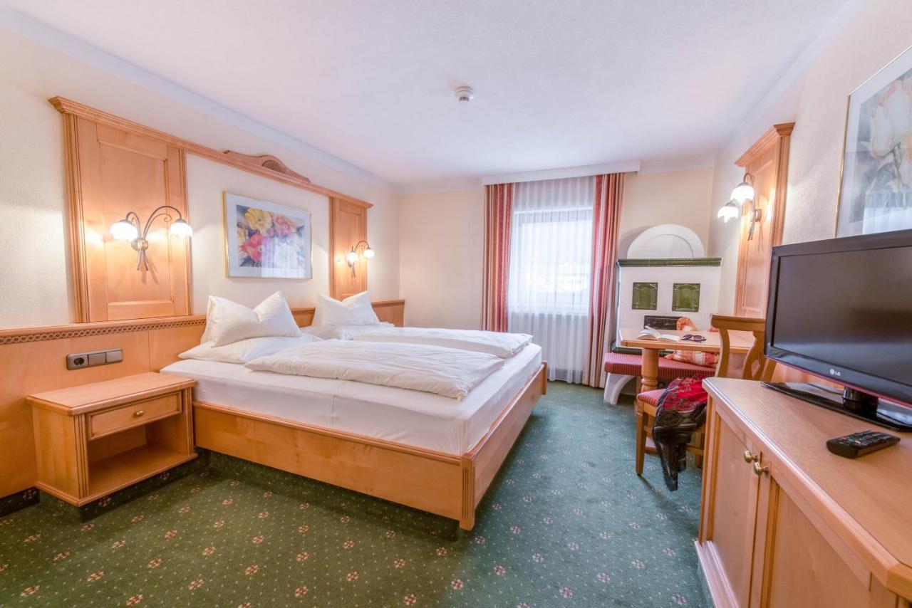 Hotel Riedl Кёссен Экстерьер фото