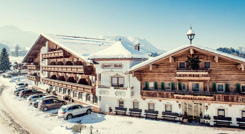 Hotel Riedl Кёссен Экстерьер фото