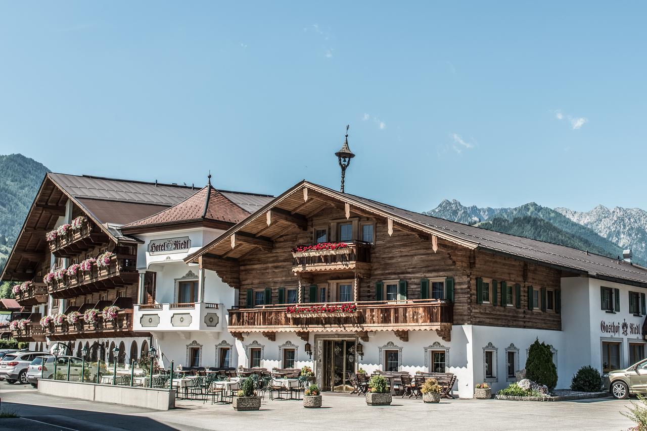 Hotel Riedl Кёссен Экстерьер фото