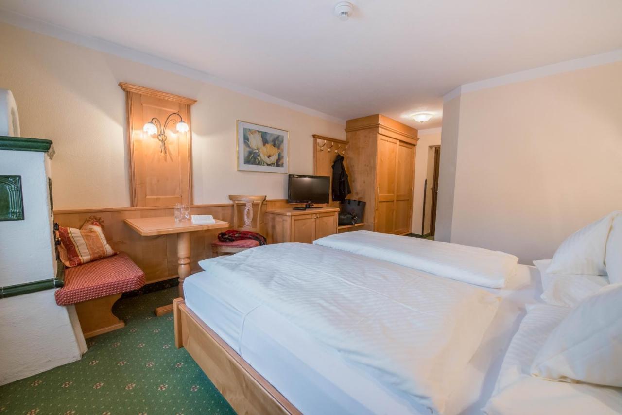 Hotel Riedl Кёссен Экстерьер фото